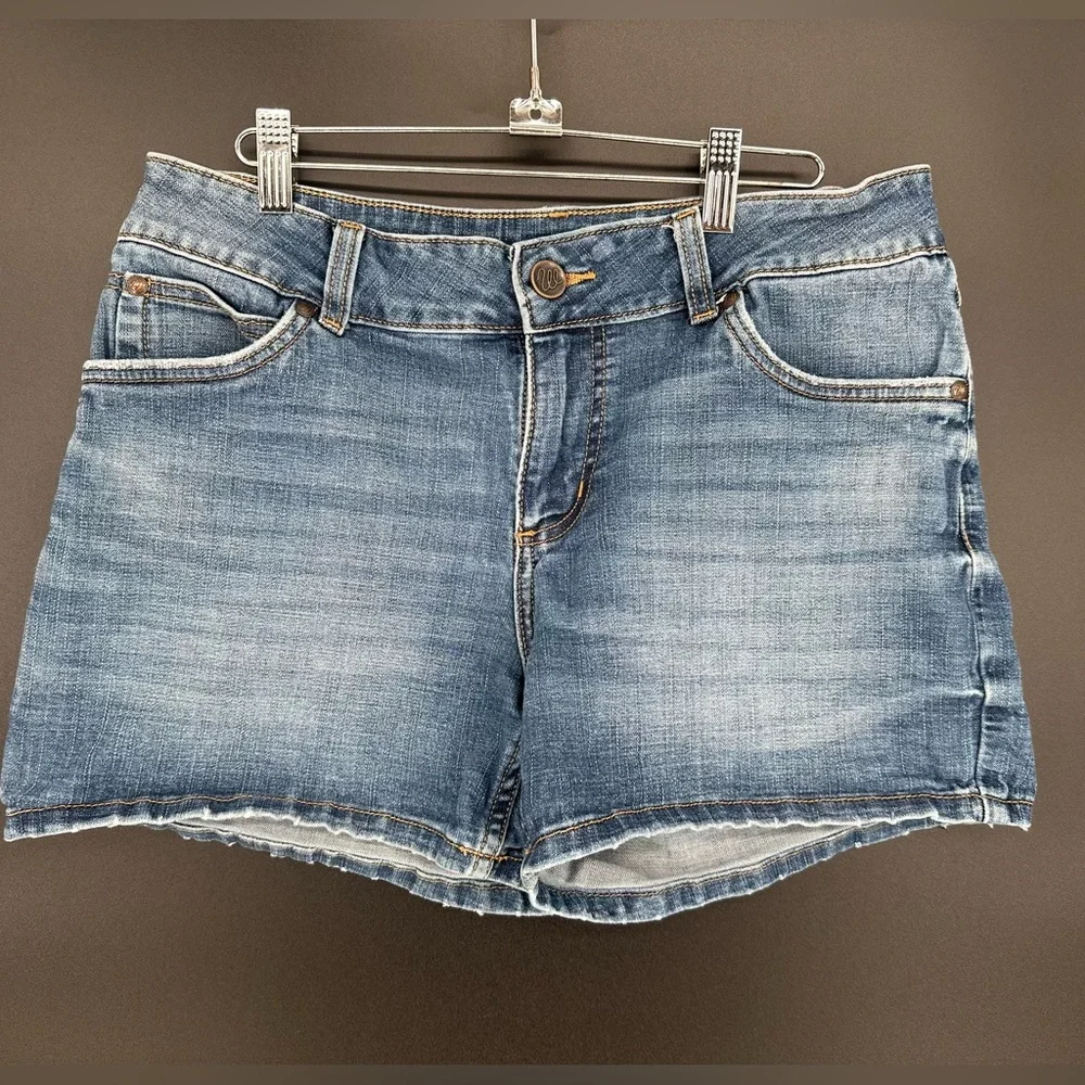 Wrangler worn full
